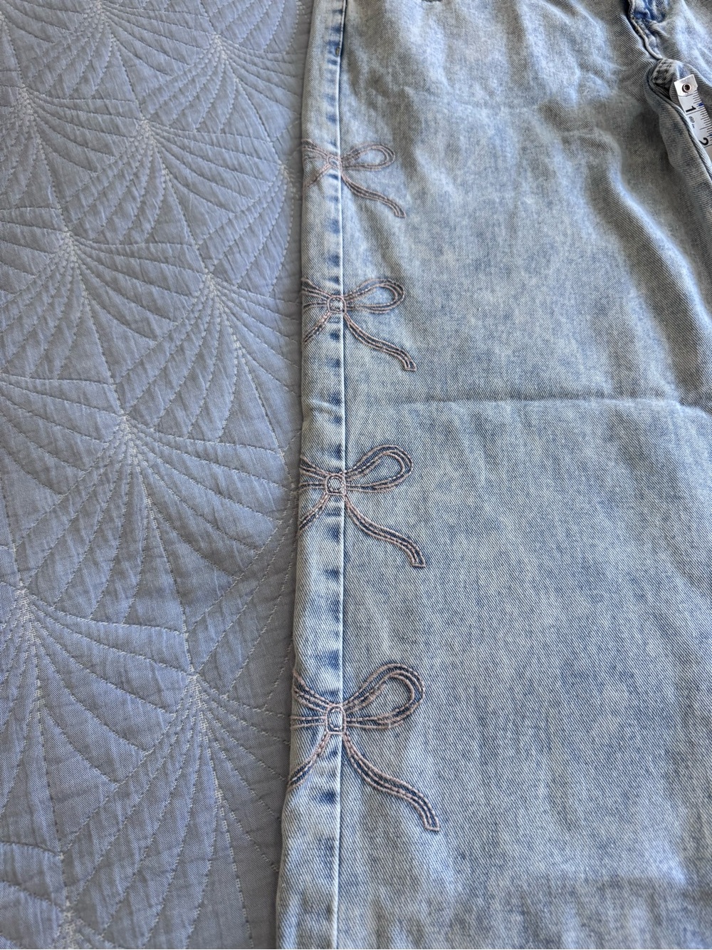 Pink Side bow detail Women's Light Wash Wide Leg Jeans